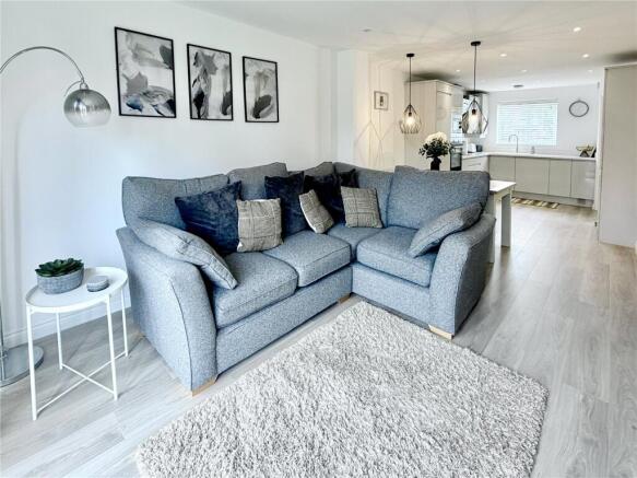 3 bed Semi-Detached for sale Image 9