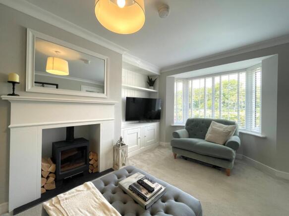 4 bed Detached to rent Image 5