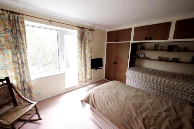 Bedroom 1:-
