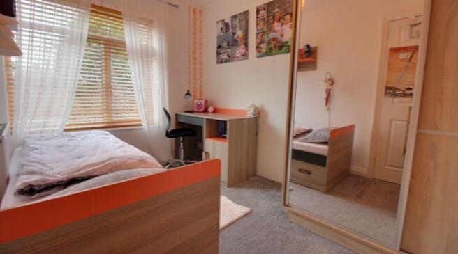Bedroom 2 (Double)