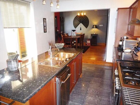 Kitchen/Dining Room