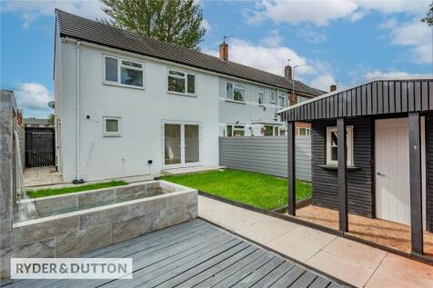 Ullock Walk, Middleton, Manchester, M24