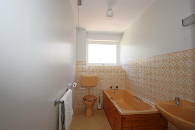 bathroom.JPG