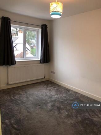 Front Double Bedroom 1st Floor