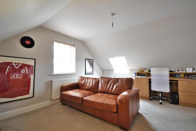 Bedroom 6 / Office