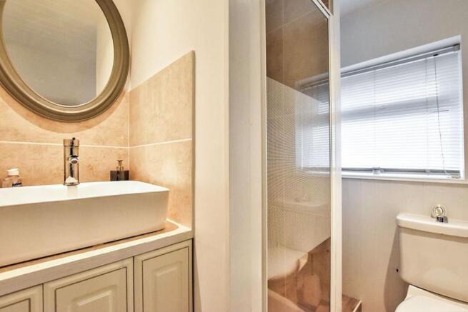 Master En-suite