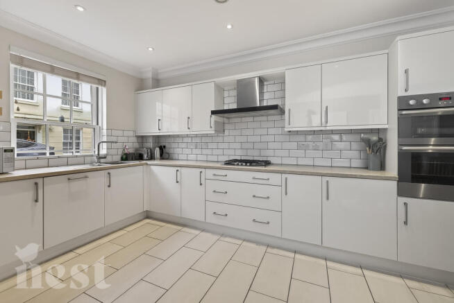 Contemporary Kitchen Area