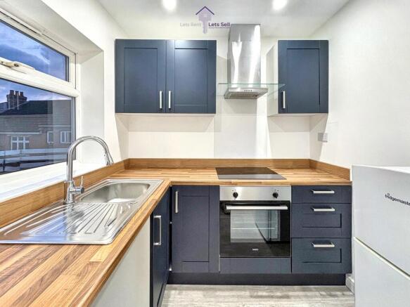 2 Bedroom Flat for Rent