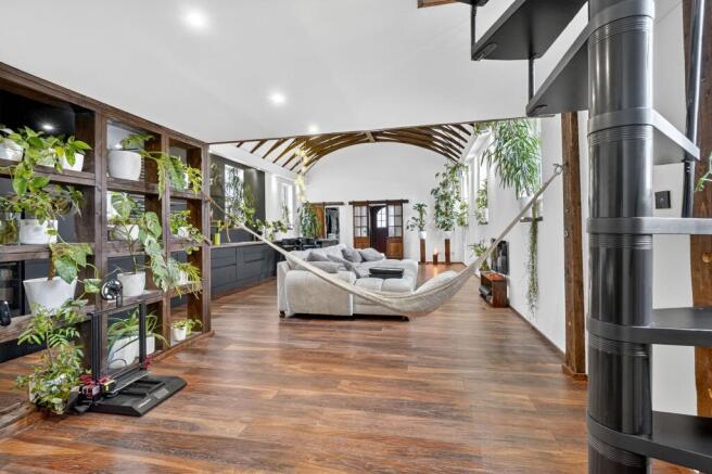 Lounge / Kitchen