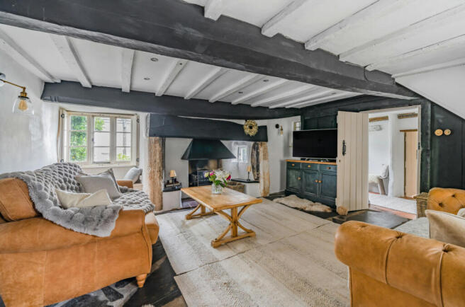 1160696 (2).jpg