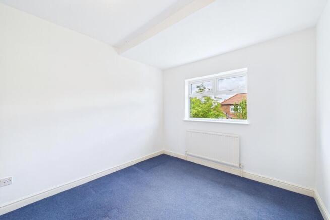 4 bed Semi-Detached for sale Image 10