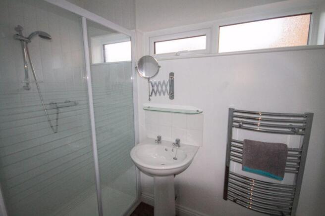 En suite Showe...