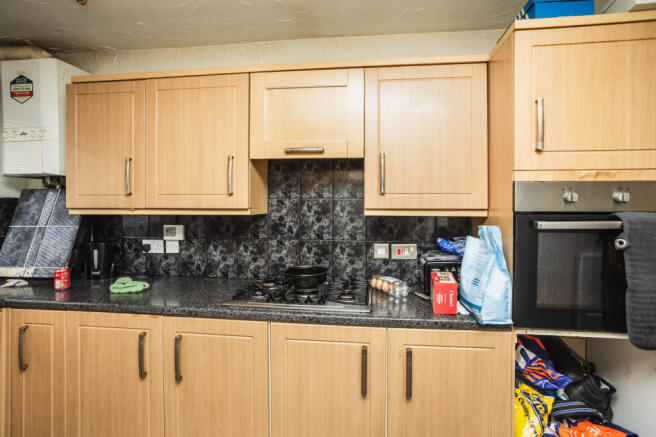 3 bed Terraced for sale Image 4