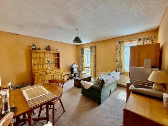 Living/Bedroom