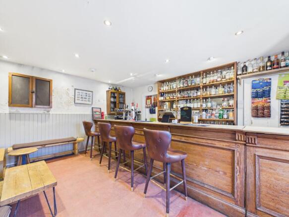 CAM03185G0-PR0084-STILL025