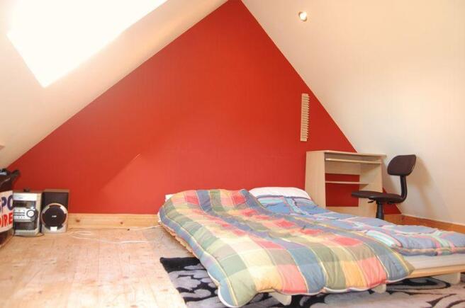 loft room in garage