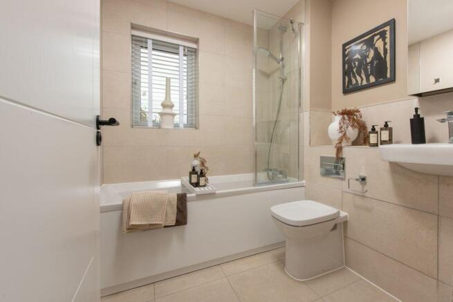 4 bed Detached for sale Image 10