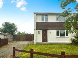 8, Whites Lane, Datchet, Slough SL3 9AN