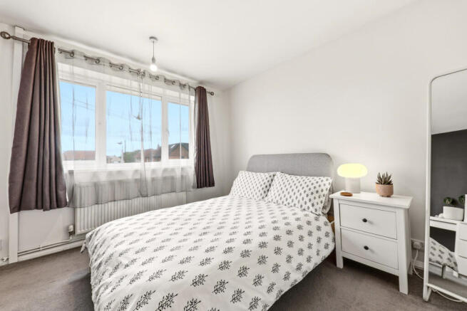 1 bed Flat for sale Image 7