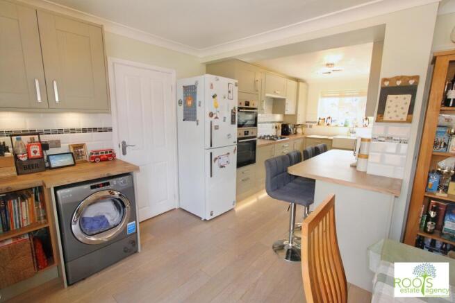 Kitchen/utility spac