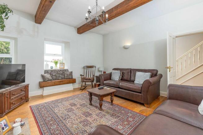 5 bed Barn Conversion for sale Image 5