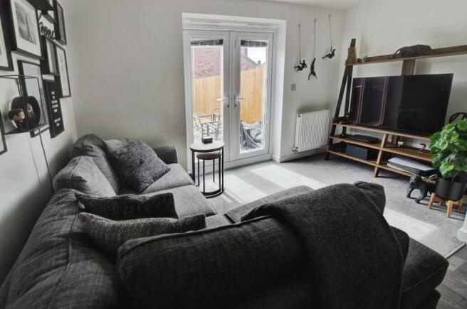 Photo 3