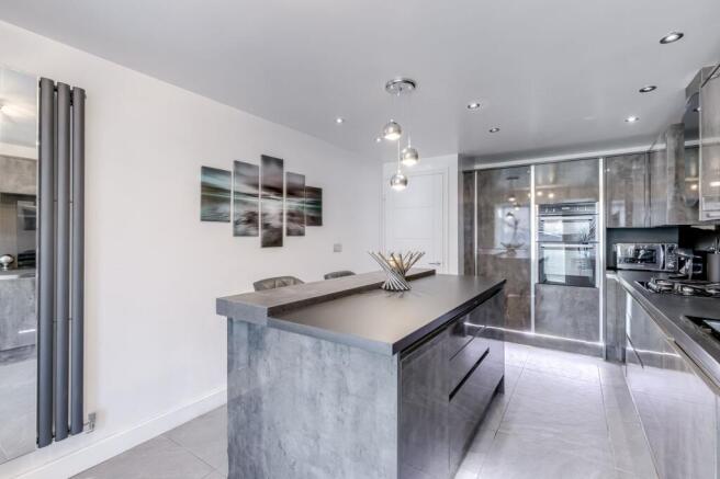Kitchen/Breakfast Room
