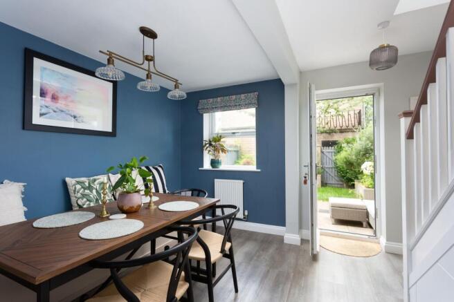 3 bed Town House for sale Image 7