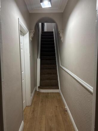 Hallway.jpg