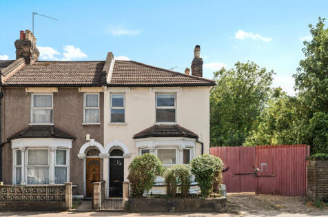 Woolwich Road, London, SE7
