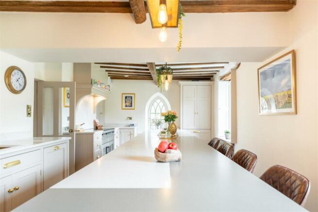Kitchen-4.jpg