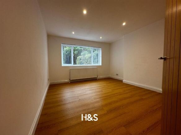 32 sandy hill rec.jpg