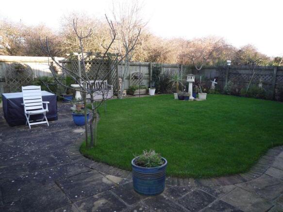Garden i