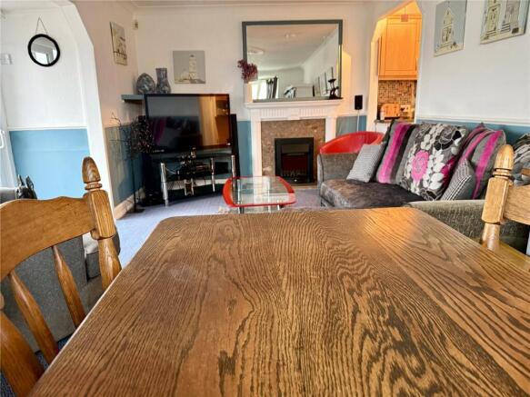 2 bed Bungalow for sale Image 5