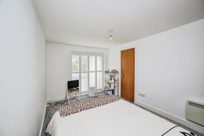 2 bed Apartment for sale Image 9