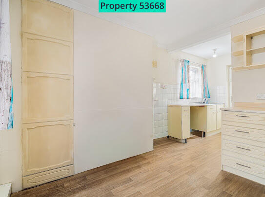 3 bed Semi-Detached for sale Image 10