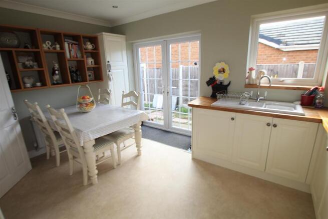 Kitchen / Dining Room