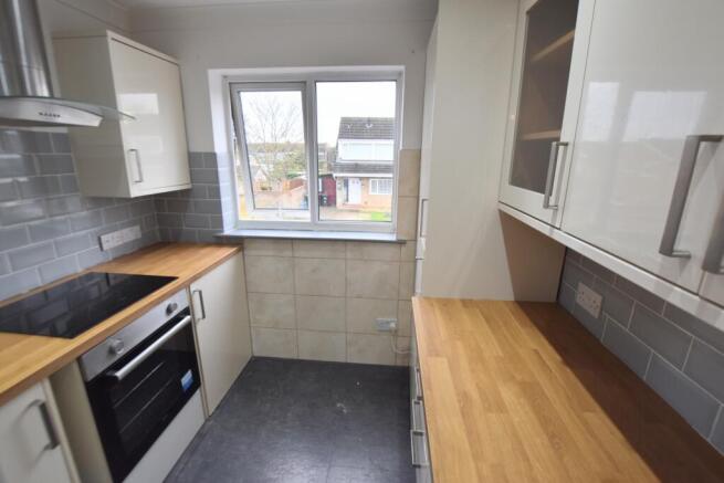 44b Tennyson Drive kitchen 3