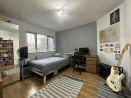 6, Calver Close, Nottingham NG8 1AT