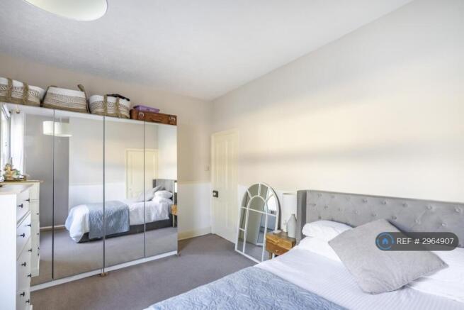 2 bed Terraced to rent Image 10