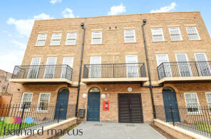 Flat 4, 70 St Christopher Court, St Agnes Place, London SE11 4BE