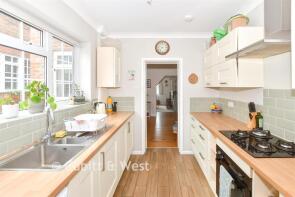 19, Stockwell Road, East Grinstead RH19 4BD