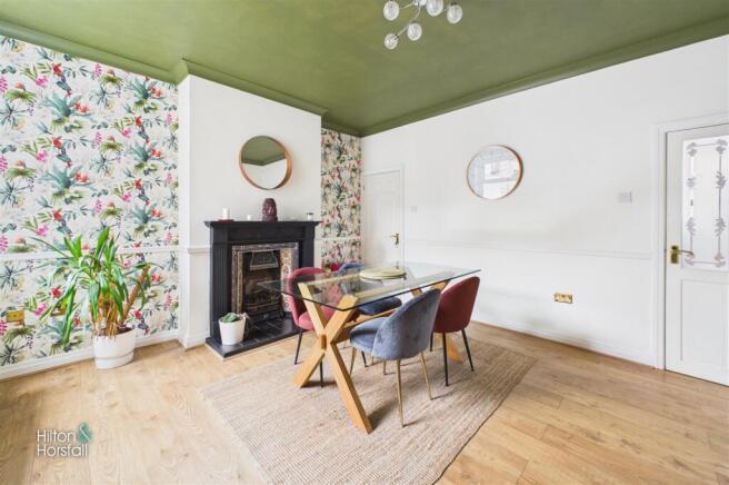 2 bed Terraced for sale Image 4