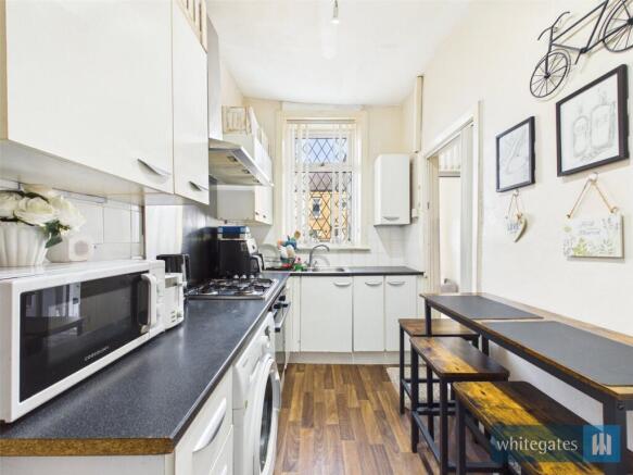 2 bed Terraced for sale Image 6