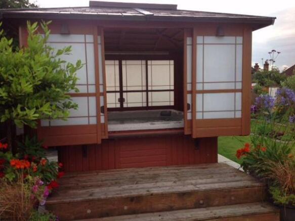 Photo 8
