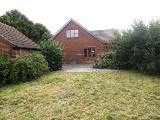 Lawned Garden