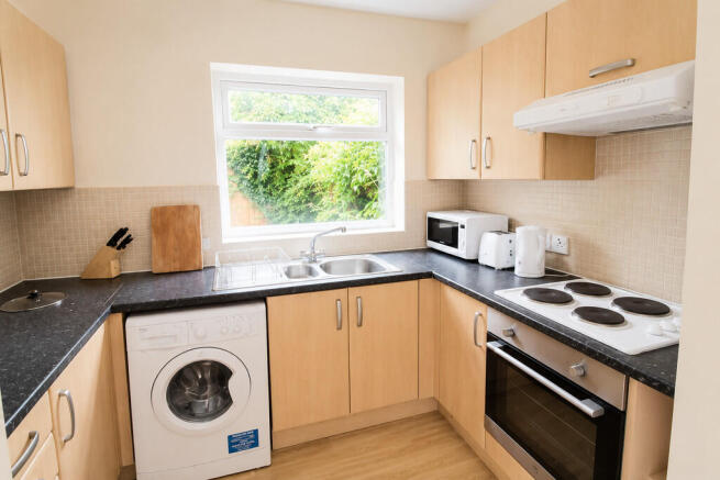 Kitchen - angle 1