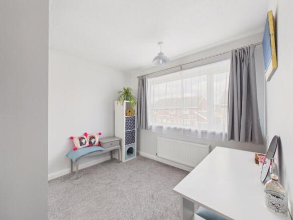 4 bed Detached for sale Image 12