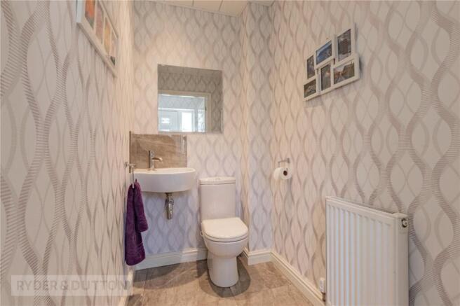 3 bed Link Detached House for sale Image 10