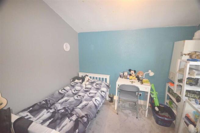 Bedroom 1: